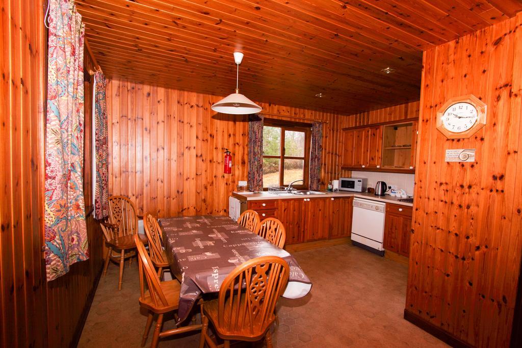 Tullochwood Lodges Forres Exterior photo